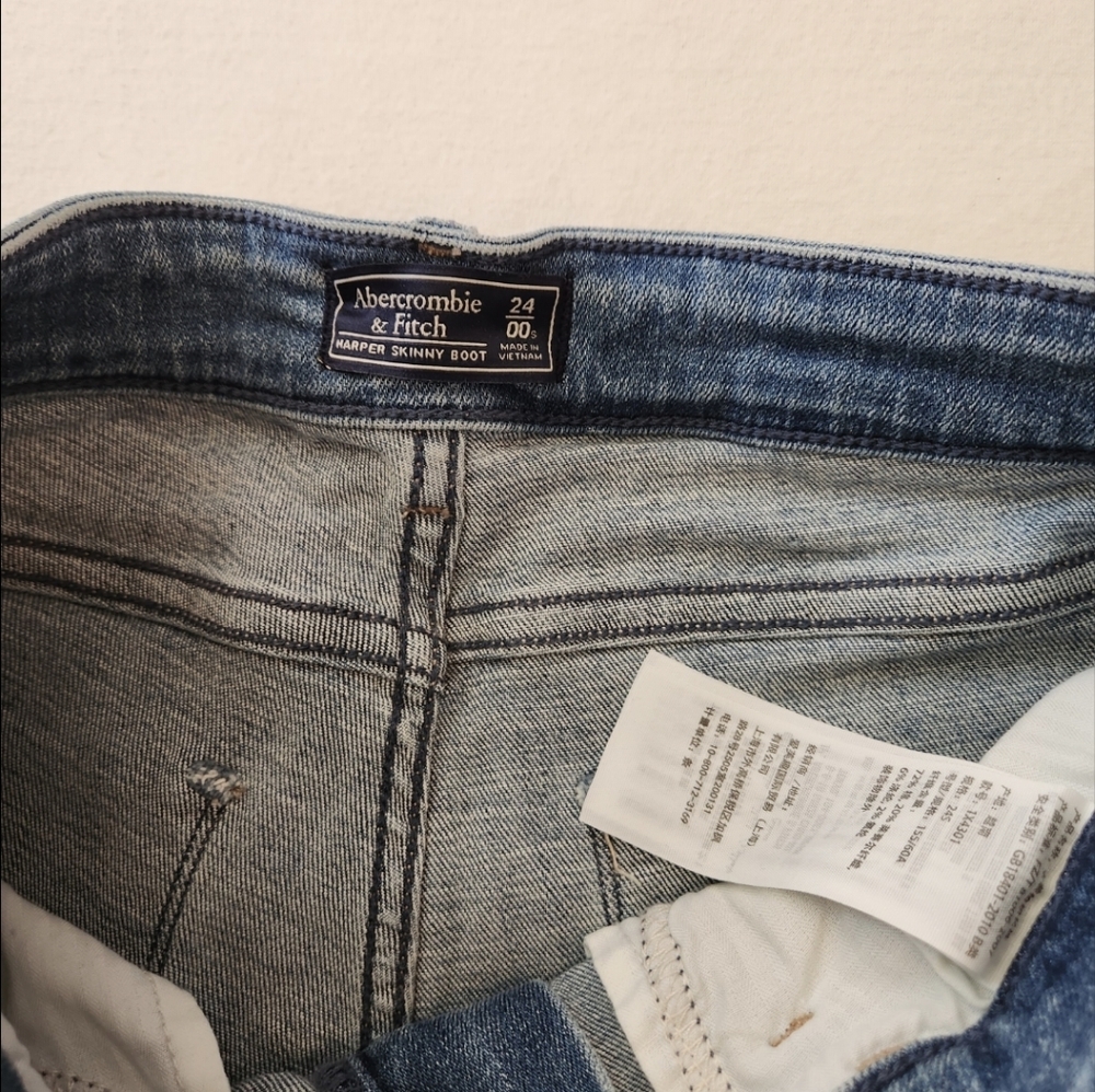 Abercrombie & Fitch Harper Skinny Boot Light Wash Jeans size 24/00S - Picture 7 of 11